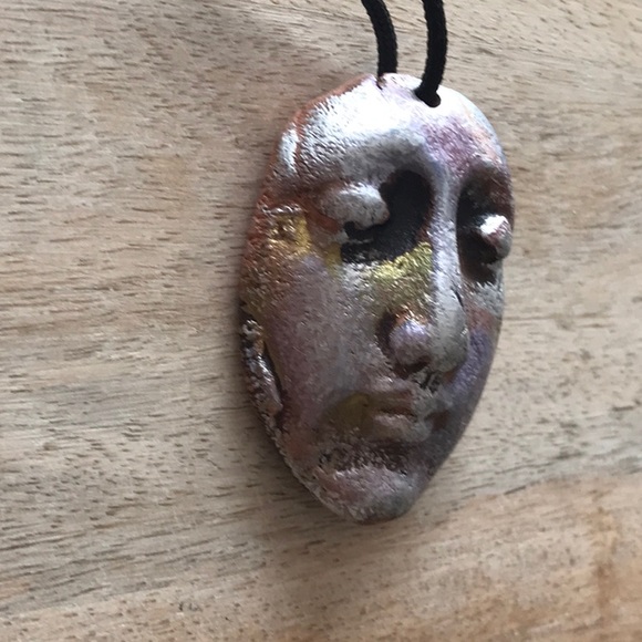 Earthenware Face Pendant - Picture 3 of 5